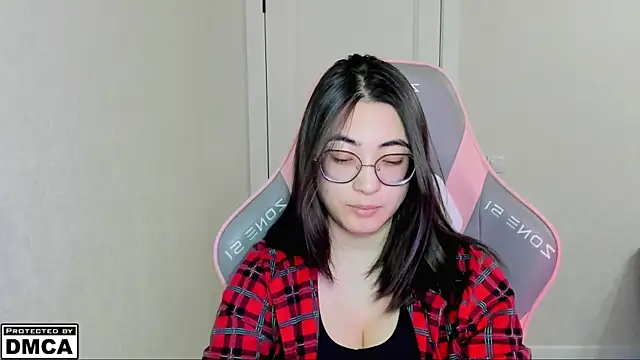 MeilideQian1 online show from December 2025 02:55:01 PM