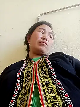 jienrrr online show from November 2025 06:24:02 AM