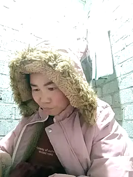 jienrrr online show from November 2025 12:10:02 AM