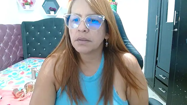 cristydirtyhot online show from April 2026 10:27:01 AM