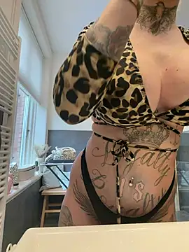 Snapshot of Jasmina-Joy chatting on February 2026 11:00:01 AM Jasmina-Joy online show from February 2026 11:00:01 AM