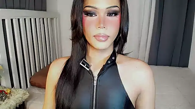 Candicebloom online show from November 2025 09:18:01 PM