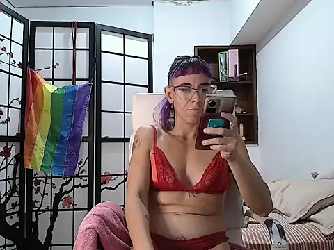 MitzieDupr online show from April 2026 11:51:02 PM