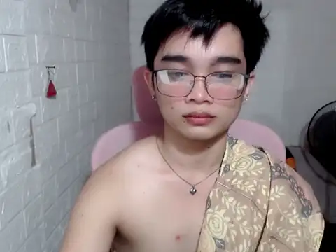 Snapshot of sexysam14 chatting on April 2026 11:07:02 PM sexysam14 online show from April 2026 11:07:02 PM