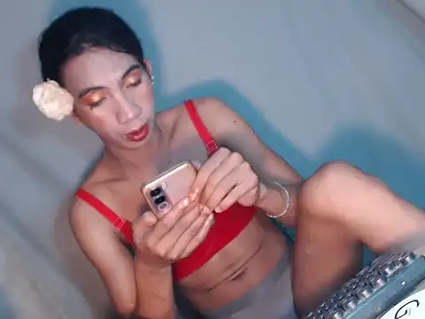 xyourdreamtrans online show from February 2026 02:10:01 AM