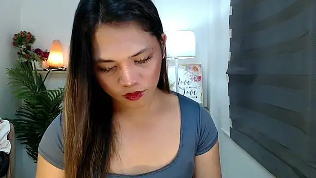 Snapshot of scarlett_brownx69 chatting on November 2025 11:43:01 AM scarlett brownx69 online show from November 2025 11:43:01 AM