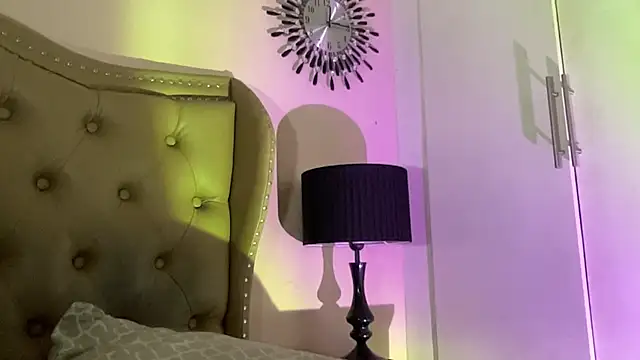 solana imani online show from November 2025 04:30:01 PM