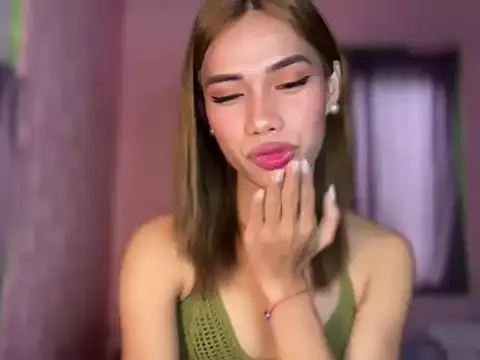 Snapshot of Lovelynikki03 chatting on June 2026 08:19:02 AM Lovelynikki03 online show from June 2026 08:19:02 AM
