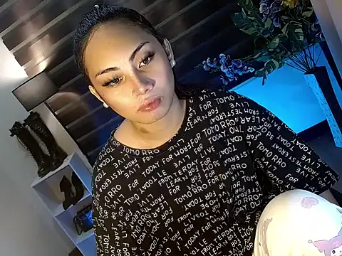 Bella subhunterx online show from November 2025 01:34:02 PM