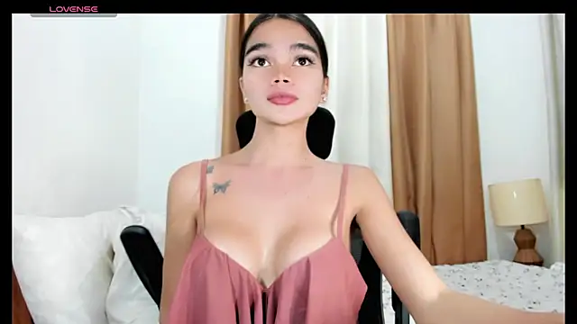 kendall petite18 online show from June 2026 08:59:02 PM