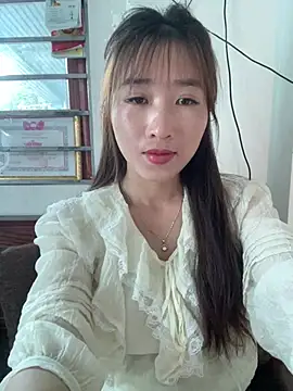 Snapshot of oneyou_400 chatting on May 2026 12:52:01 AM oneyou 400 online show from May 2026 12:52:01 AM