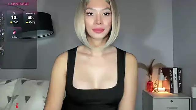 Snapshot of Demi_Maddison chatting on October 2025 11:09:02 AM Demi Maddison online show from October 2025 11:09:02 AM