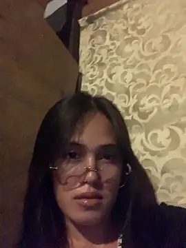 Snapshot of mika_walker chatting on September 2025 09:04:01 PM mika walker online show from September 2025 09:04:01 PM