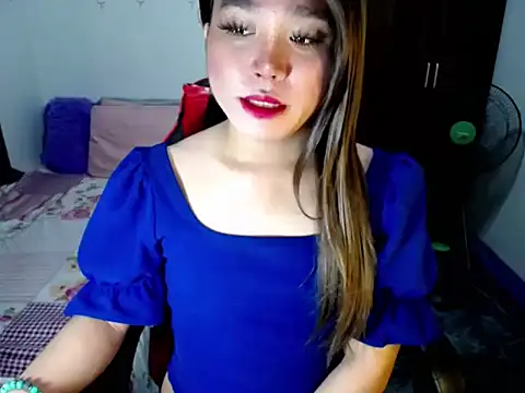 Urassiansweetcummer online show from October 2025 01:49:02 AM