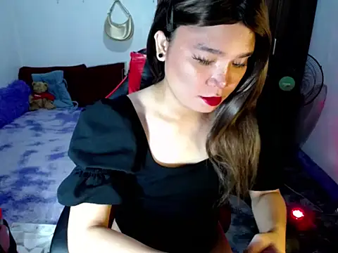 Urassiansweetcummer online show from March 2026 02:49:02 AM