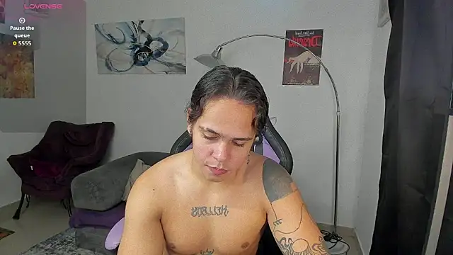 Snapshot of Maximiliano_scoott__ chatting on May 2026 08:03:02 PM Maximiliano scoott online show from May 2026 08:03:02 PM