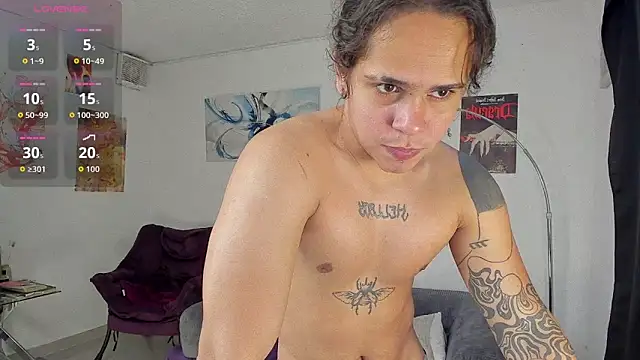 Snapshot of Maximiliano_scoott__ chatting on May 2026 09:11:02 PM Maximiliano scoott online show from May 2026 09:11:02 PM