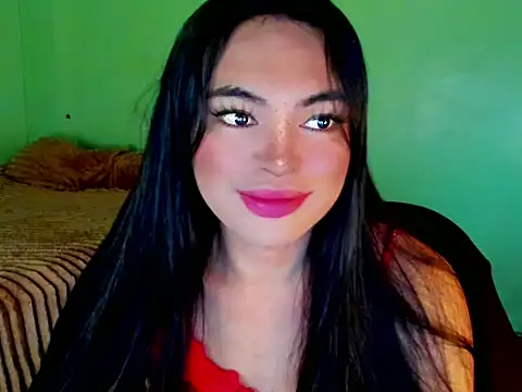 Snapshot of Sweetpeaxx chatting on May 2026 03:14:02 AM Sweetpeaxx online show from May 2026 03:14:02 AM