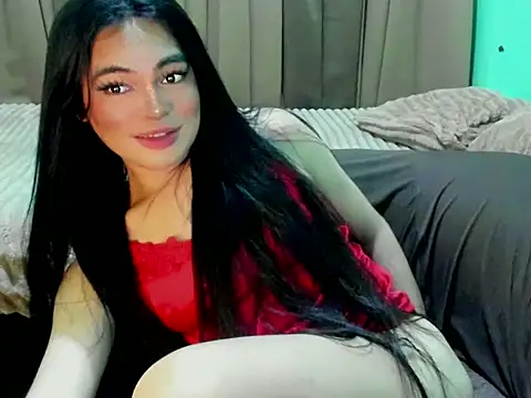 Snapshot of Sweetpeaxx chatting on June 2026 08:17:01 PM Sweetpeaxx online show from June 2026 08:17:01 PM