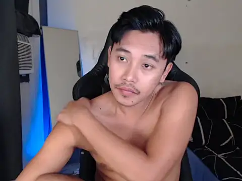 alexsuckable01 online show from October 2025 03:33:01 PM