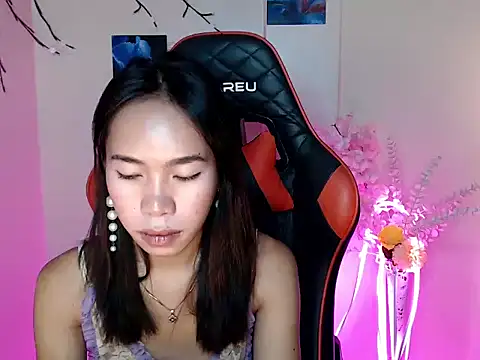 Shindoll online show from November 2025 03:08:02 AM