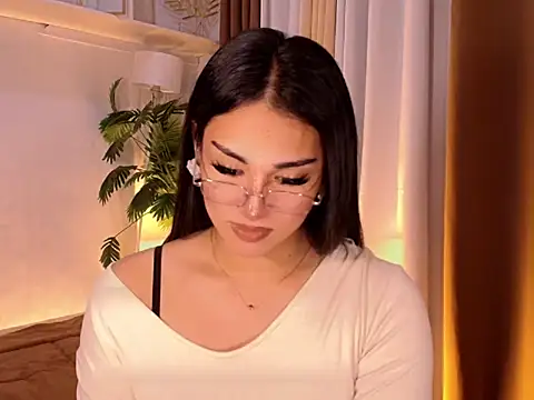 Snapshot of magnificent_kitana chatting on June 2026 09:46:01 PM magnificent kitana online show from June 2026 09:46:01 PM