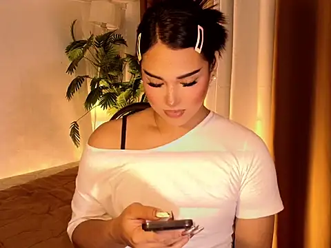 Snapshot of magnificent_kitana chatting on June 2026 05:54:01 PM magnificent kitana online show from June 2026 05:54:01 PM