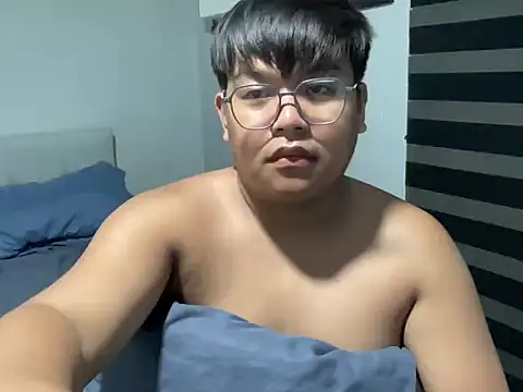 red libraxxx online show from September 2025 04:17:01 PM