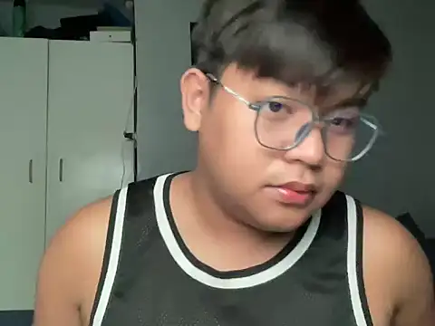 red libraxxx online show from September 2025 07:00:01 AM