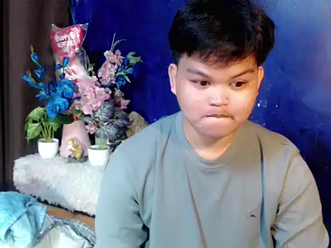 Reynelcock online show from April 2026 03:26:01 PM