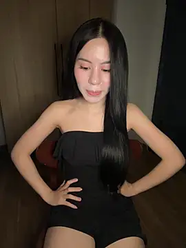 -katinat- online show from April 2026 01:41:01 PM