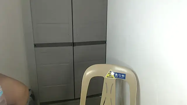 sweetiie caren online show from February 2026 04:00:01 AM