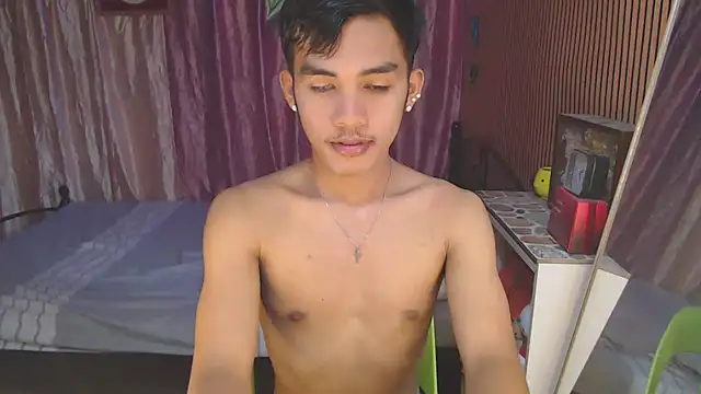 urhot chany online show from December 2025 04:13:01 PM