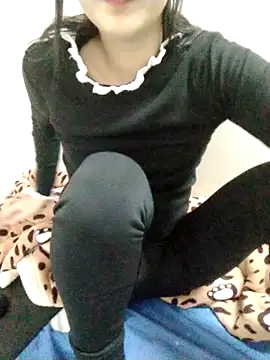 Kembong01 online show from January 2026 02:32:01 PM