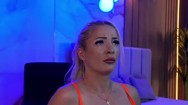 Izabellle02 online show from April 2026 06:06:01 AM