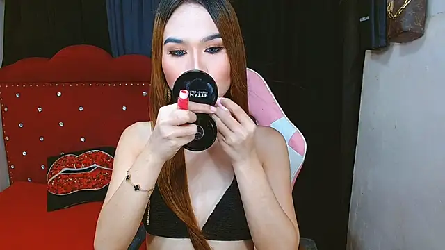 martafoxx online show from November 2025 03:49:01 PM