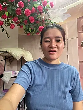 Bollozzy 89 online show from November 2025 05:18:02 AM