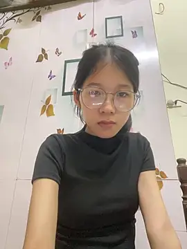 meomeo2k6 online show from November 2025 07:40:01 AM