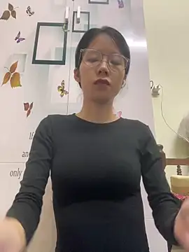 meomeo2k6 online show from November 2025 01:54:02 PM