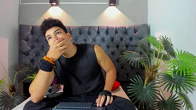 Snapshot of ALAN_REDINGER chatting on November 2025 12:30:01 PM ALAN REDINGER online show from November 2025 12:30:01 PM