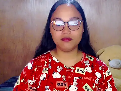  Lylia online show from October 2025 11:35:01 PM