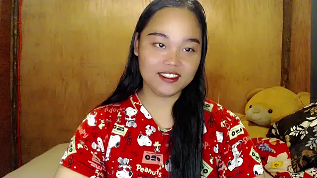  Lylia online show from November 2025 05:45:01 PM