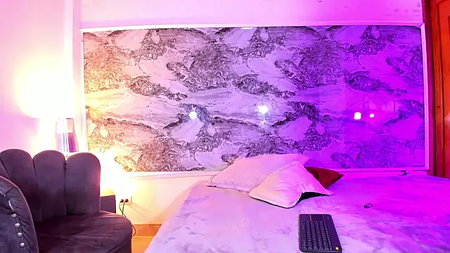 miss daphnevega online show from December 2025 05:48:01 AM