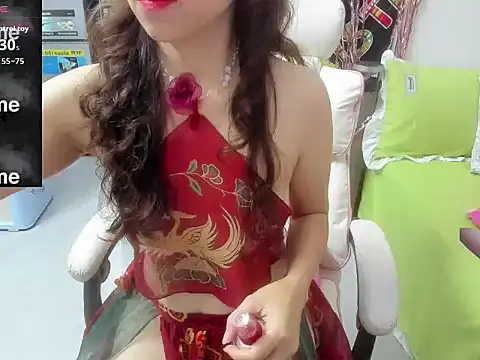 Snapshot of LuckyBabe_new01 chatting on January 2026 01:15:01 PM LuckyBabe new01 online show from January 2026 01:15:01 PM