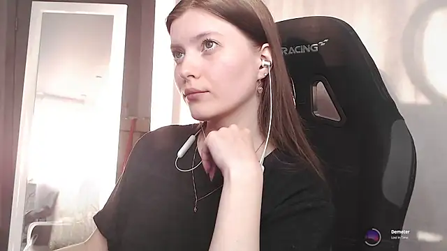 cute elfy  online show from September 2025 02:40:02 PM