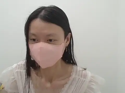 AlinaBaby x online show from October 2025 03:30:01 PM