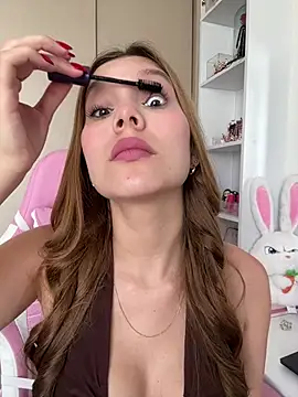 Nikii   online show from April 2026 02:54:01 PM