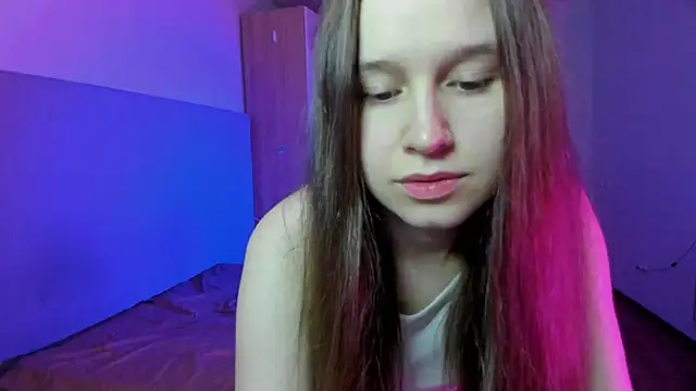 Snapshot of ssunnshinne__ chatting on October 2025 06:06:02 PM ssunnshinne online show from October 2025 06:06:02 PM