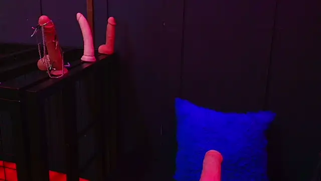 Snapshot of Meghan_storm chatting on November 2025 09:19:02 AM Meghan storm online show from November 2025 09:19:02 AM