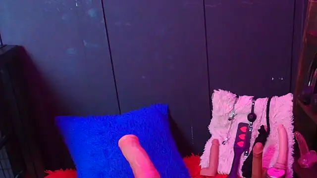 Snapshot of Meghan_storm chatting on November 2025 02:27:02 PM Meghan storm online show from November 2025 02:27:02 PM